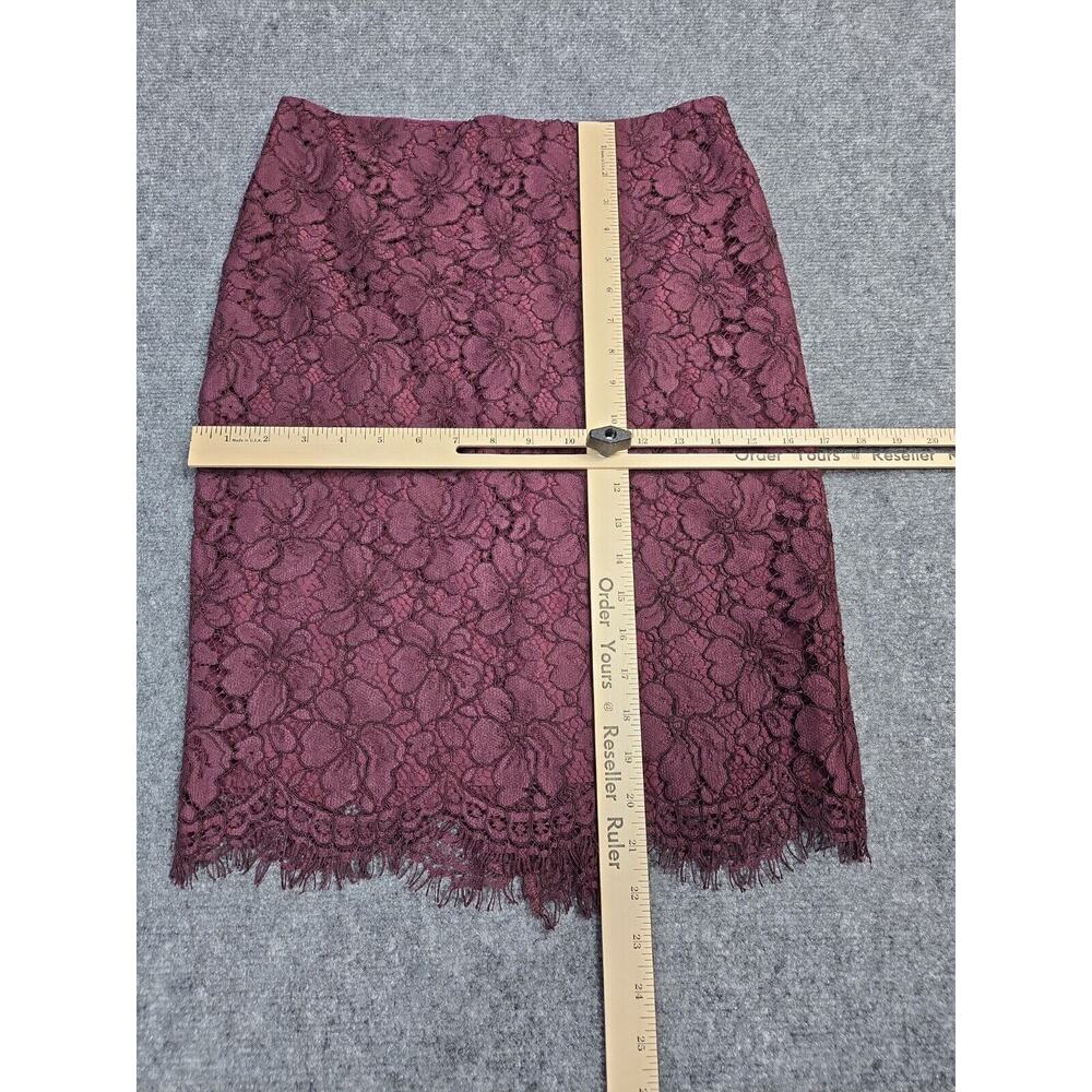 Ann Taylor Factory Straight Pencil Skirt Wine Lace Overlay Size 0 Zip Back - Picture 6 of 9
